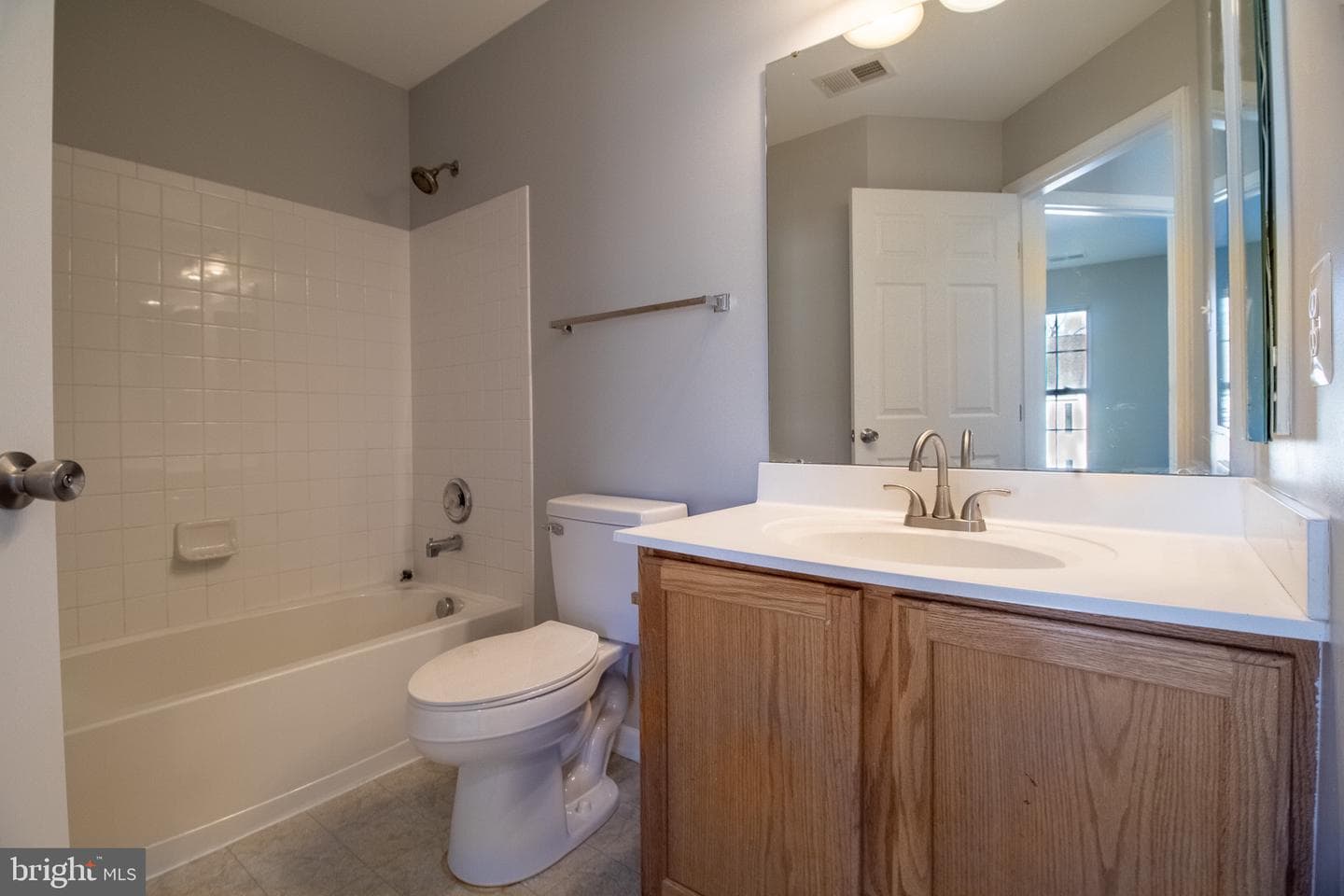 98 Lullwater Way photo 32