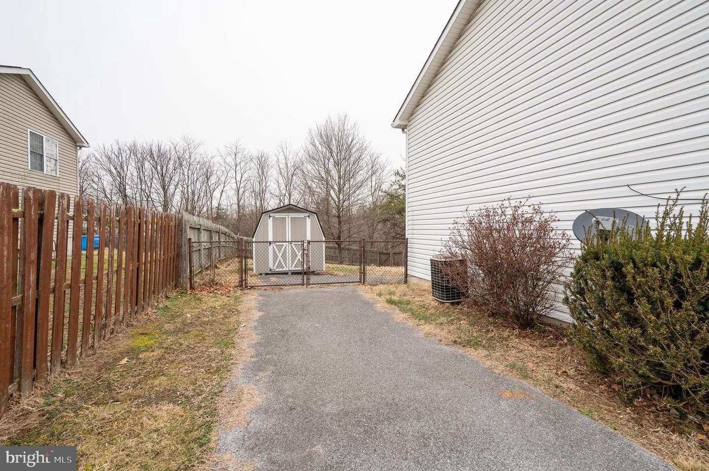 18 Veterans Way photo 14