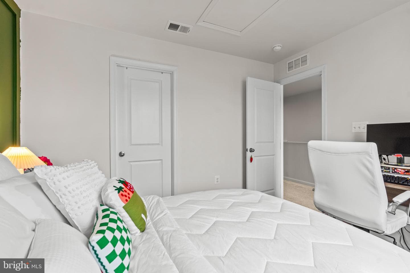 121 Switchgrass Court photo 26