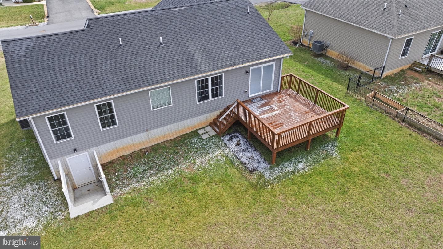82 Latrobe Drive photo 8