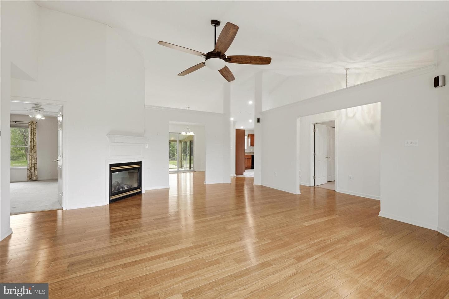 238 Comstock Drive photo 11