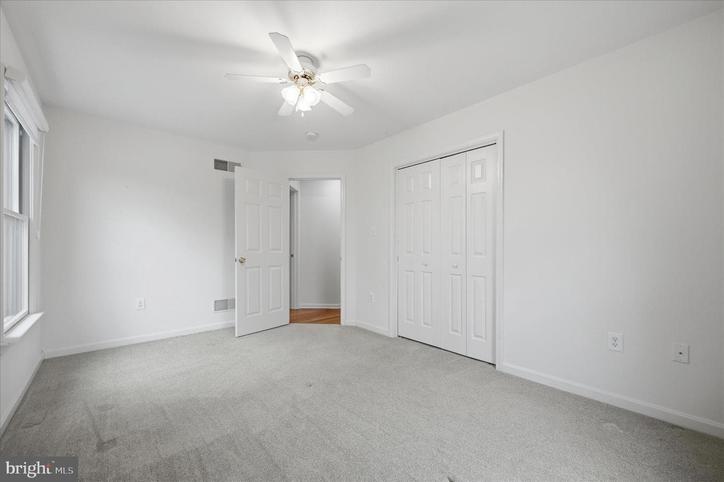 238 Comstock Drive photo 31