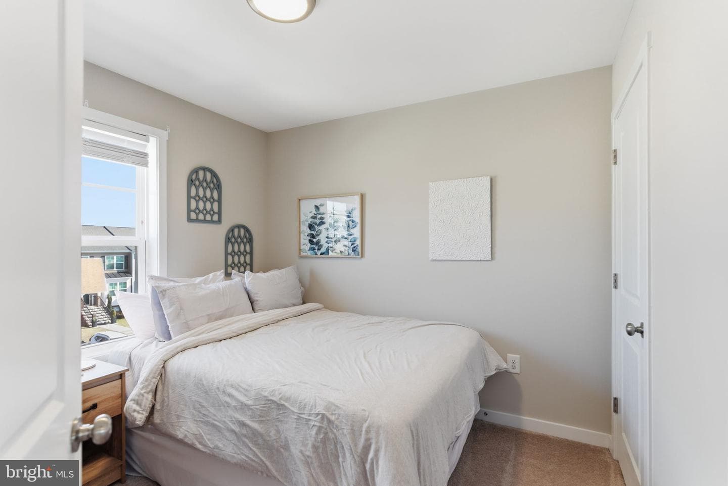 125 Carnes Way photo 33
