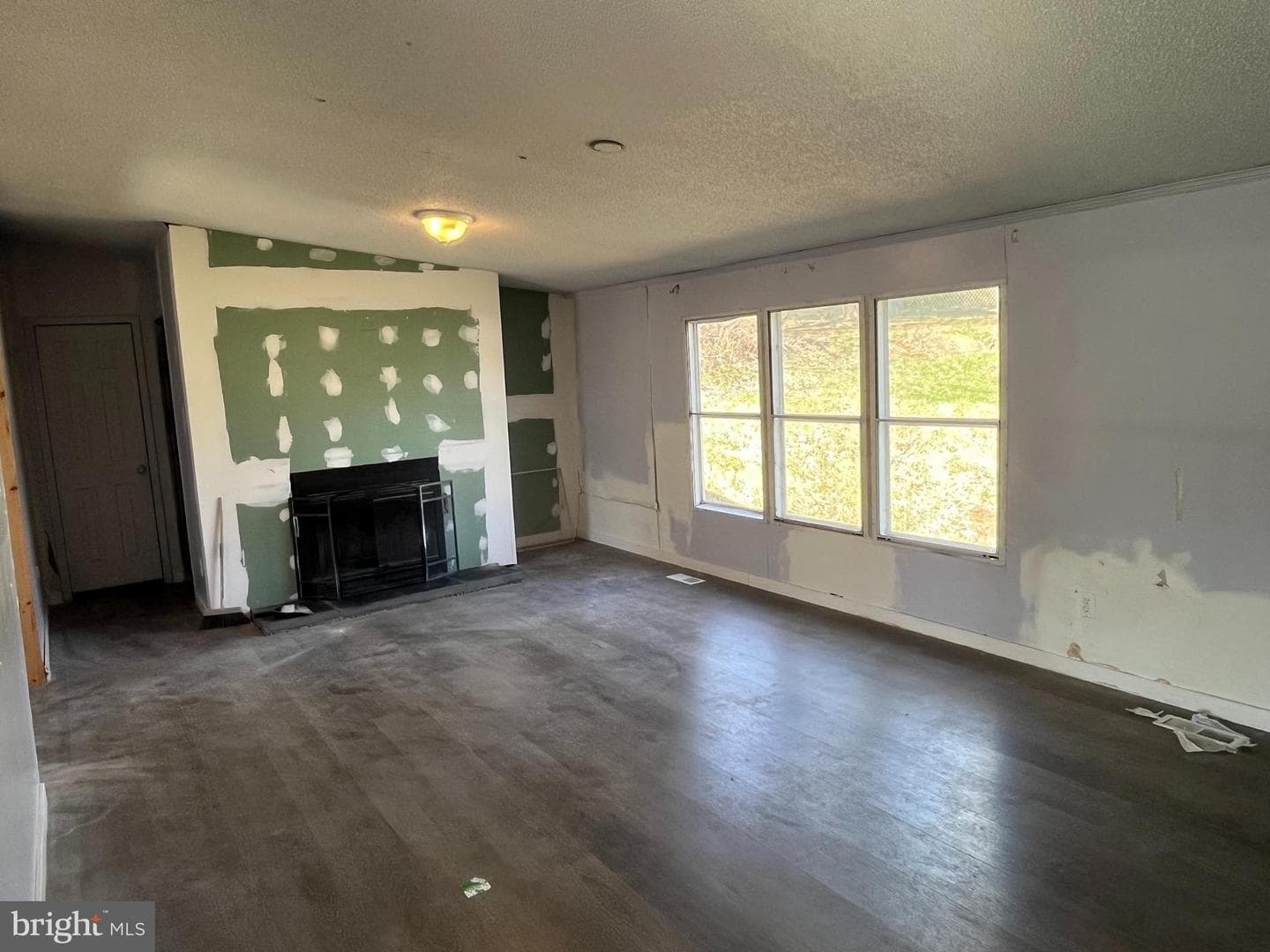68 Gail Drive photo 3