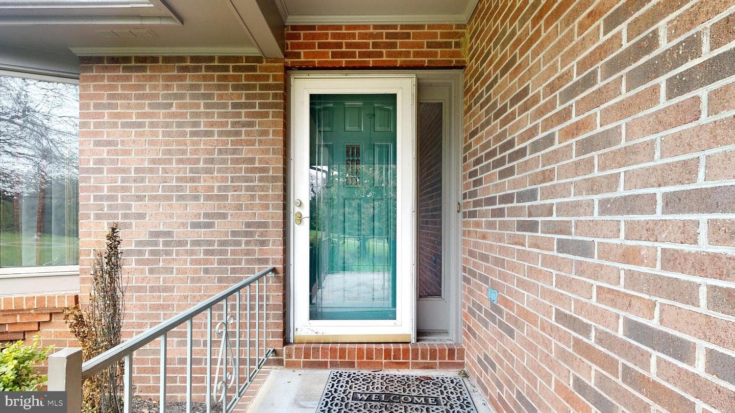 40 Marston Drive photo 4