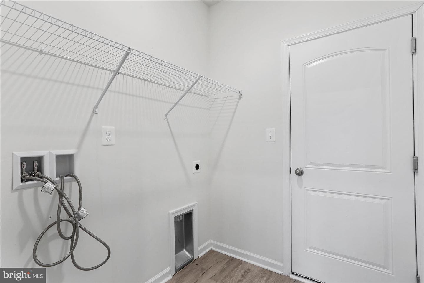 300 Headwaters Drive photo 23