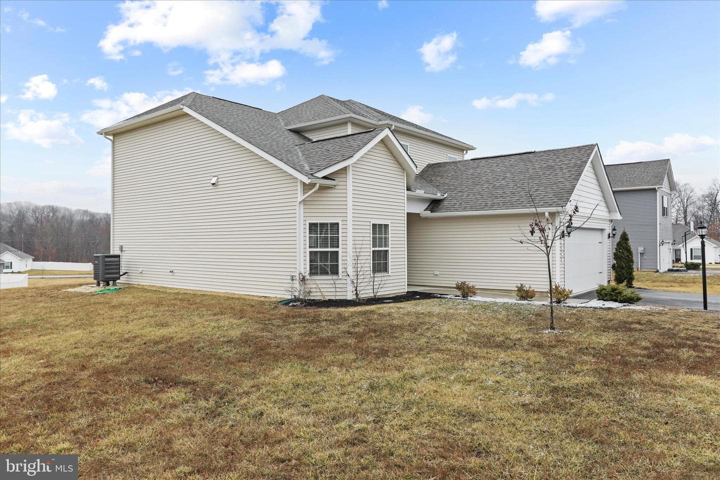 300 Headwaters Drive photo 4