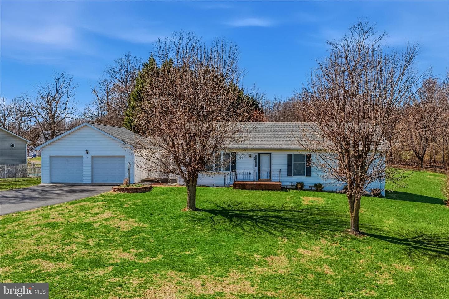 34 Turf Drive S photo 3