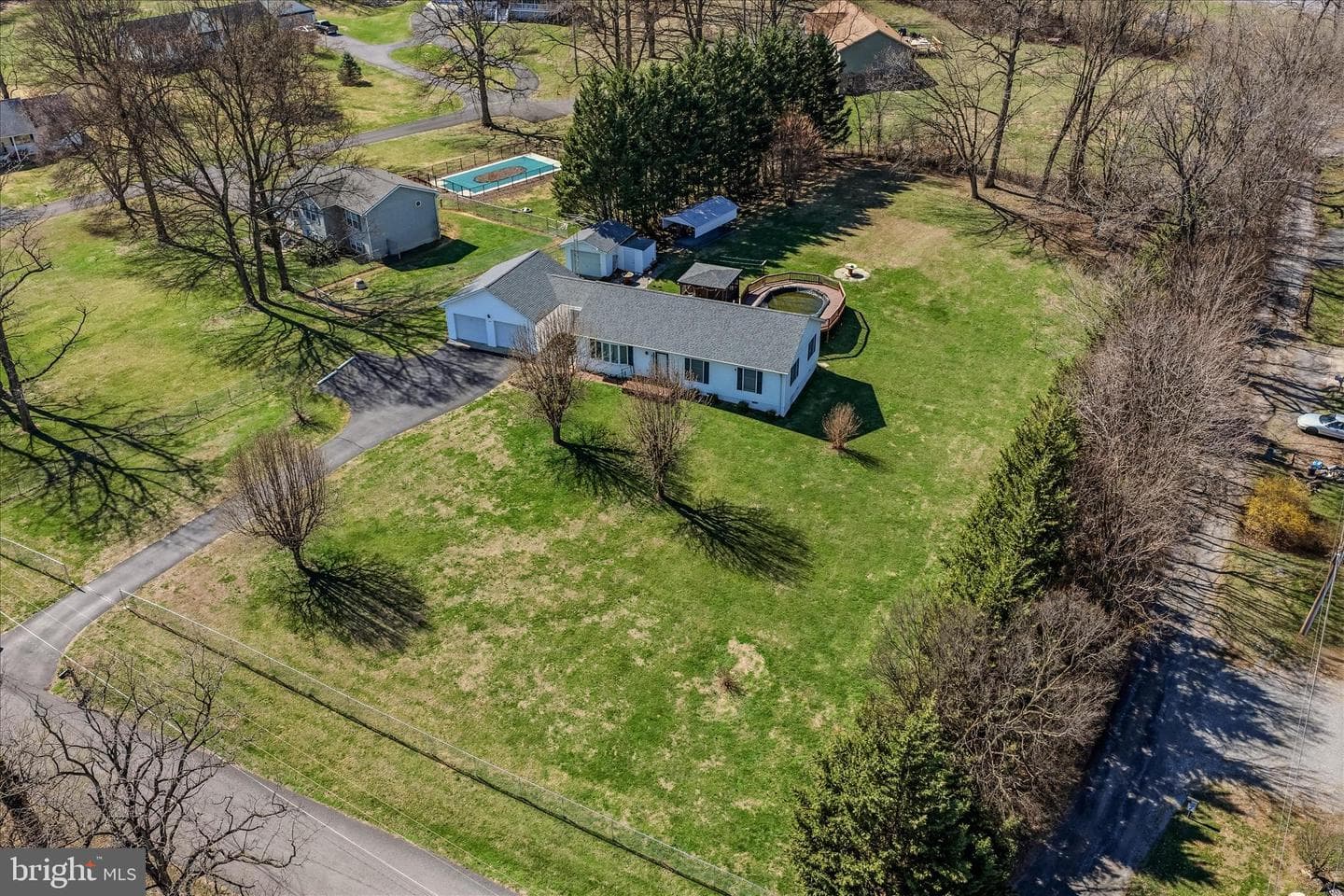 34 Turf Drive S photo 47