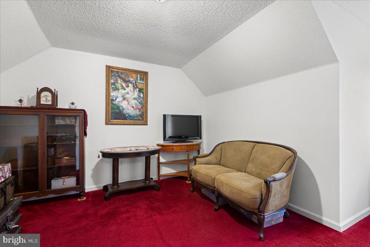 462 Camelot Boulevard photo 37