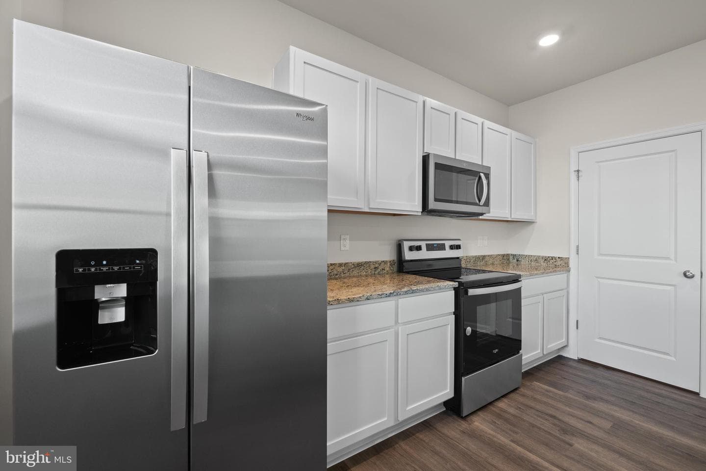 285 Anconas Boulevard photo 7