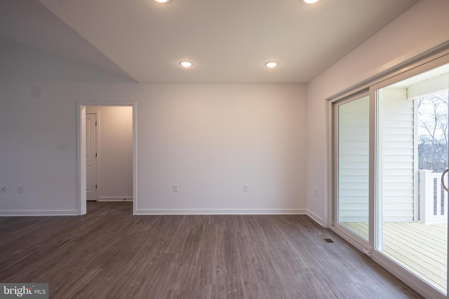 94 Nyquist Way photo 9