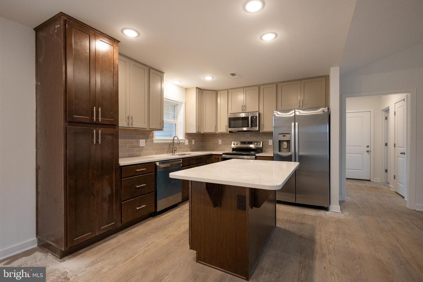 127 Thoroughbred Terrace photo 8
