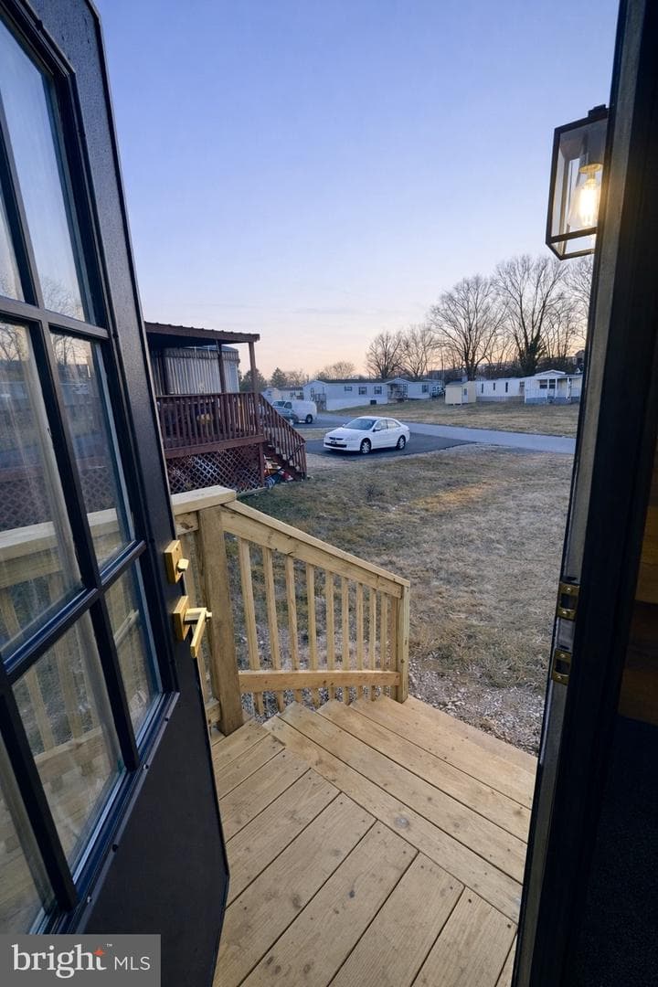 95 Hamilton Court photo 25