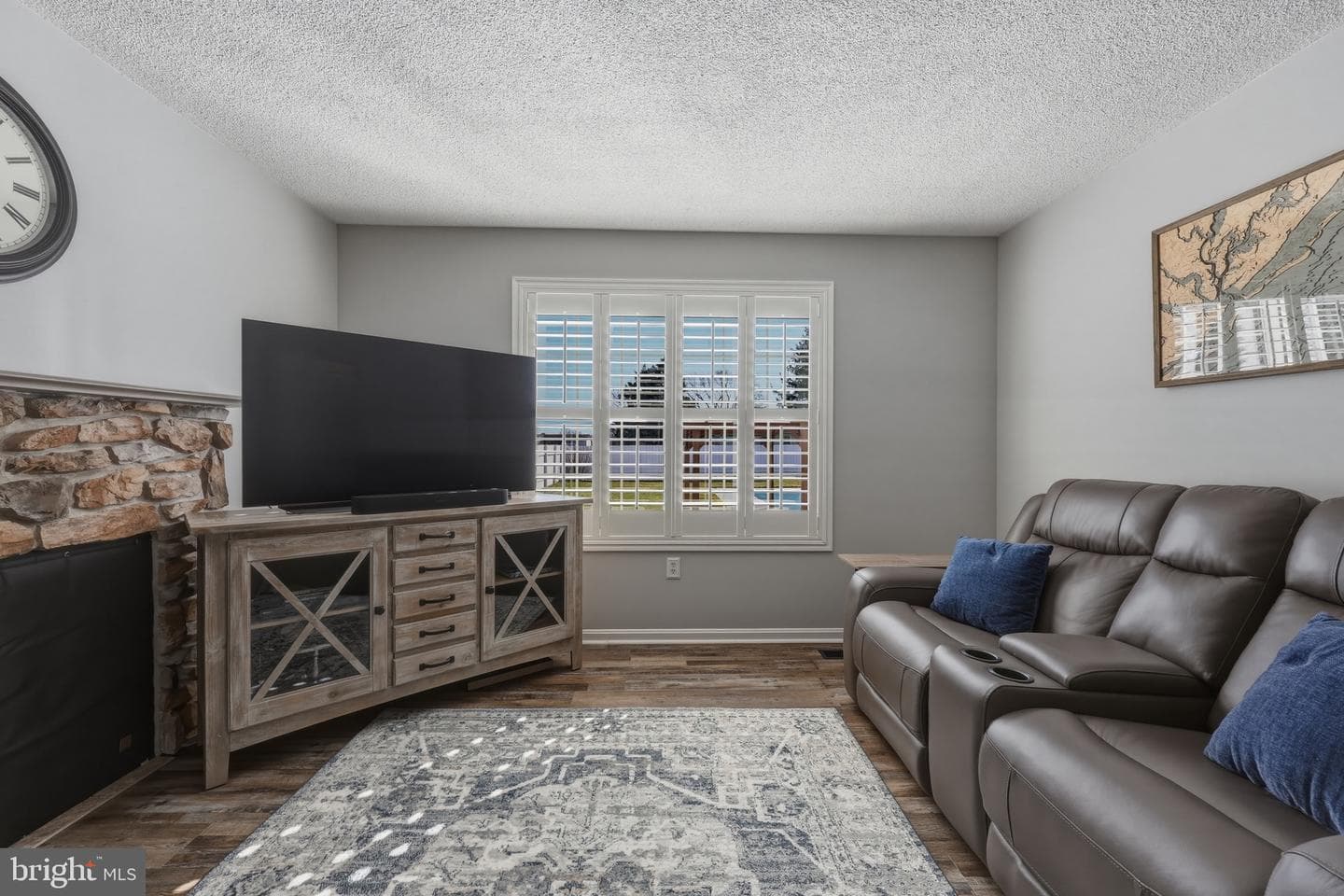 199 Primrose Drive photo 18