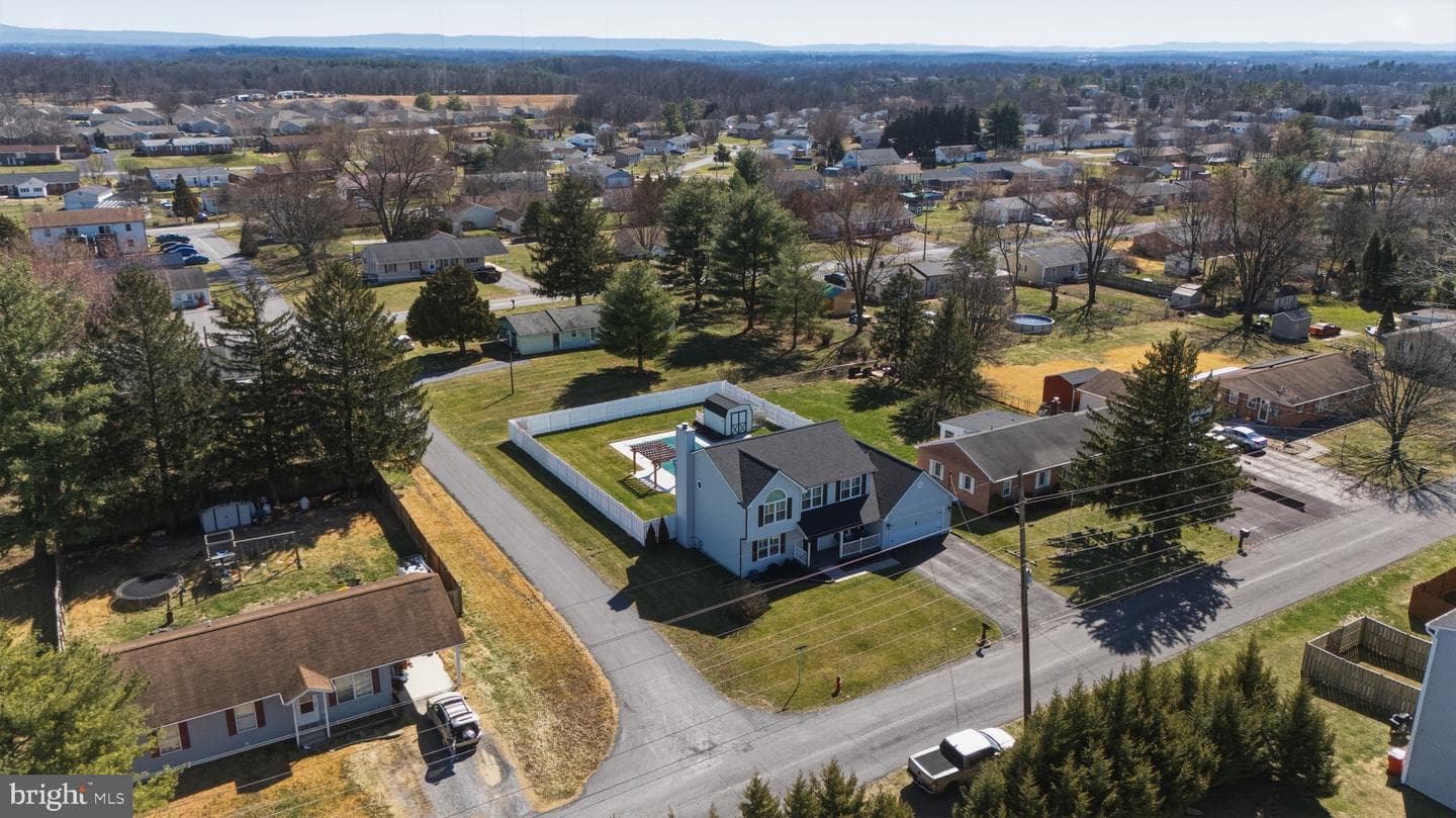199 Primrose Drive photo 63