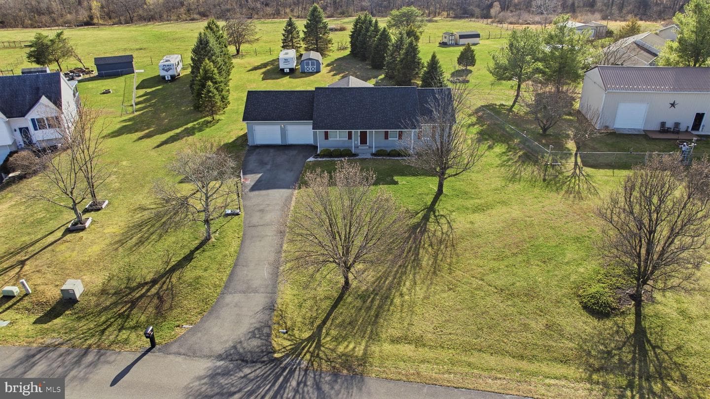 239 Mcgill Drive photo 6