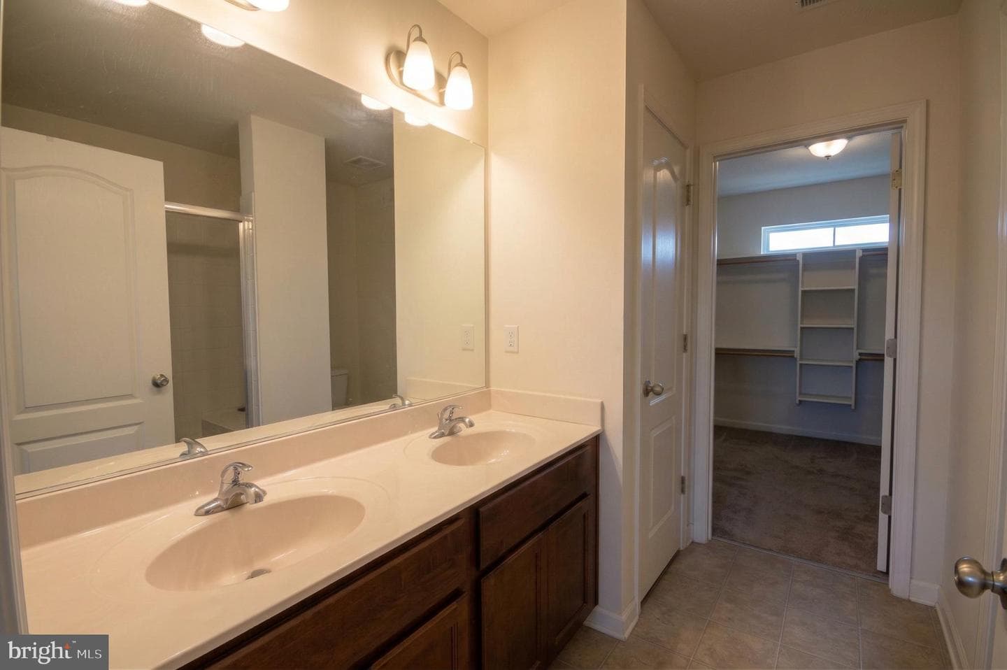 35 Faye Drive photo 28