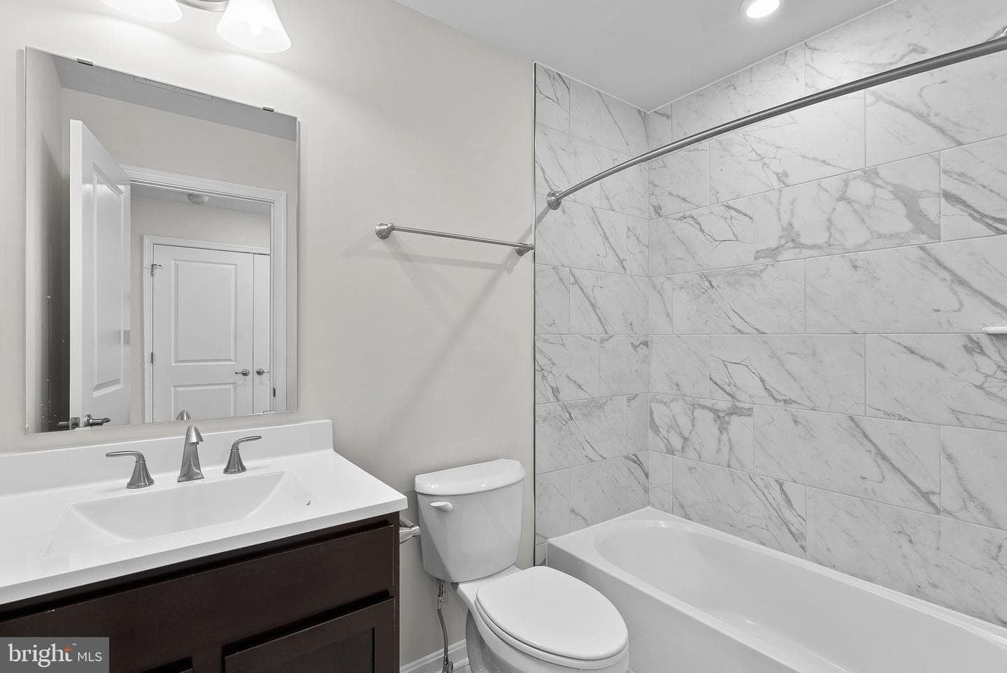 5 Eddy Road photo 41