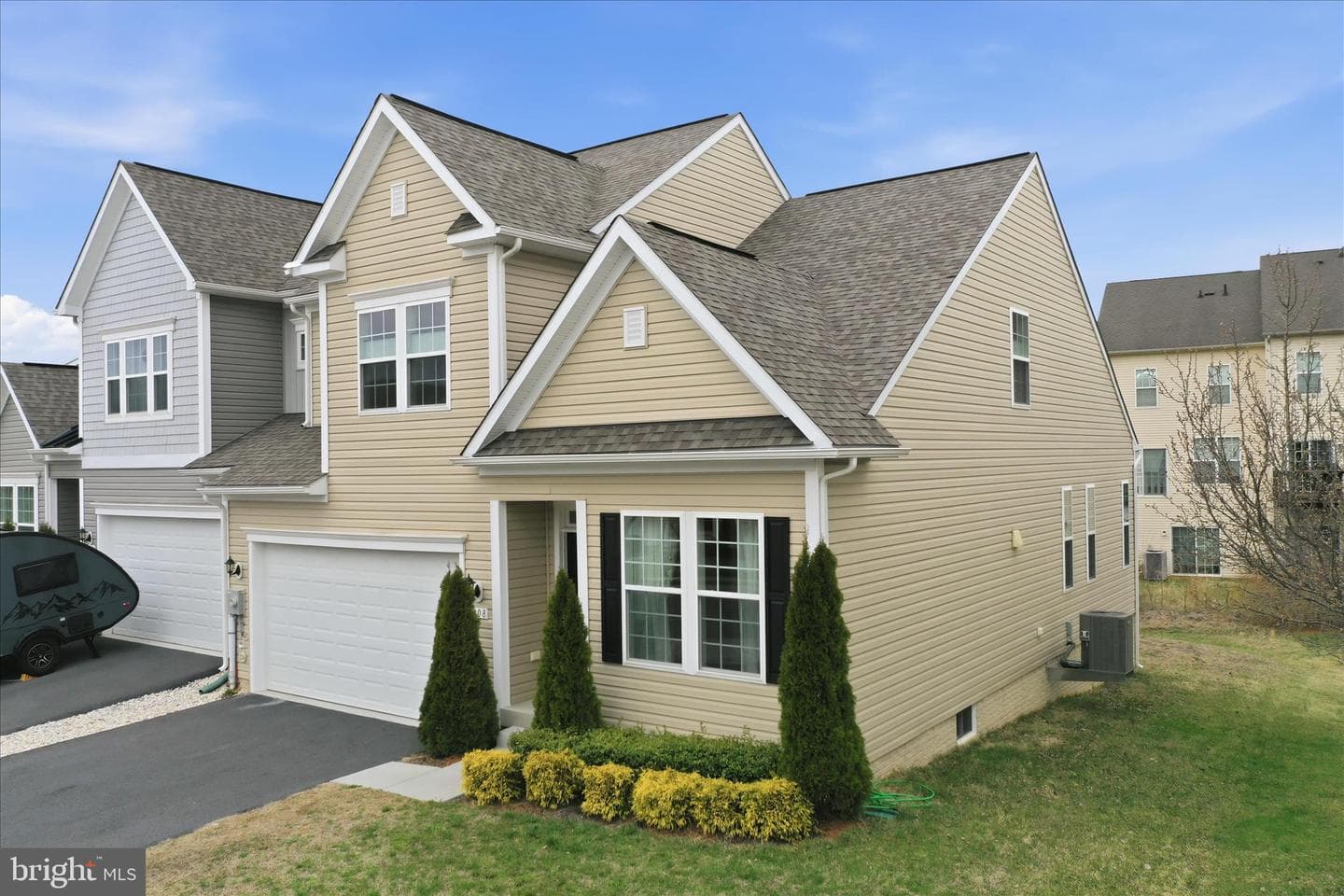 208 Darden Court W photo 39
