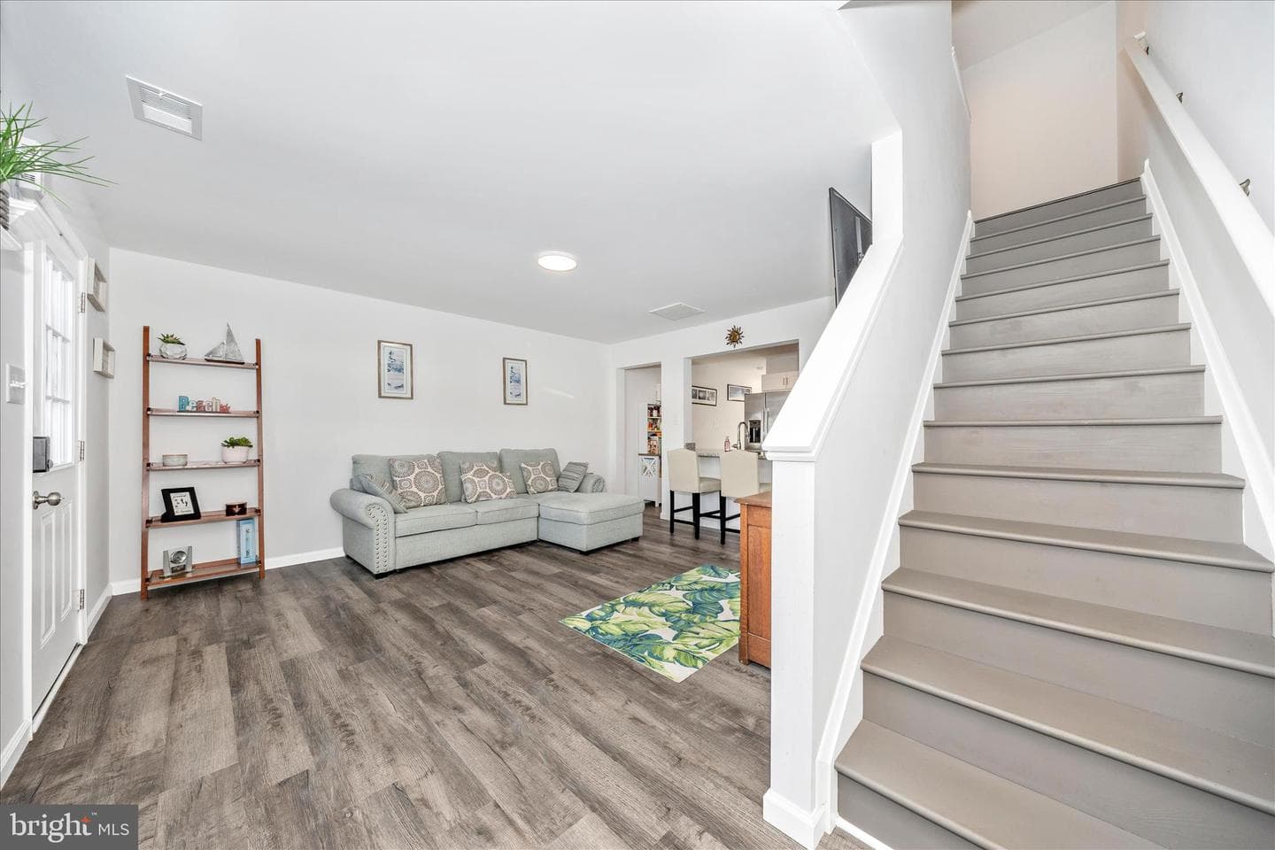 220 White Violet Way photo 6