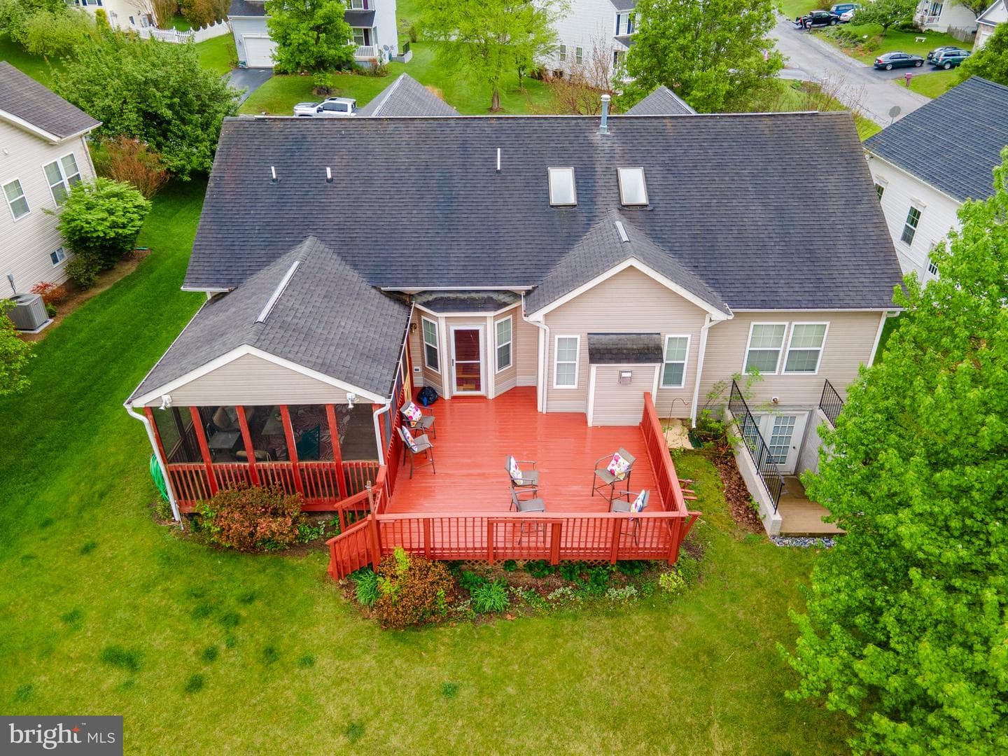540 Hogan Drive photo 3