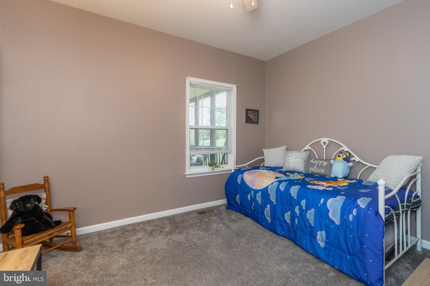 540 Hogan Drive photo 32