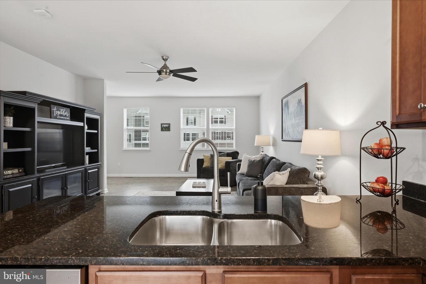 227 Magellan Drive photo 20
