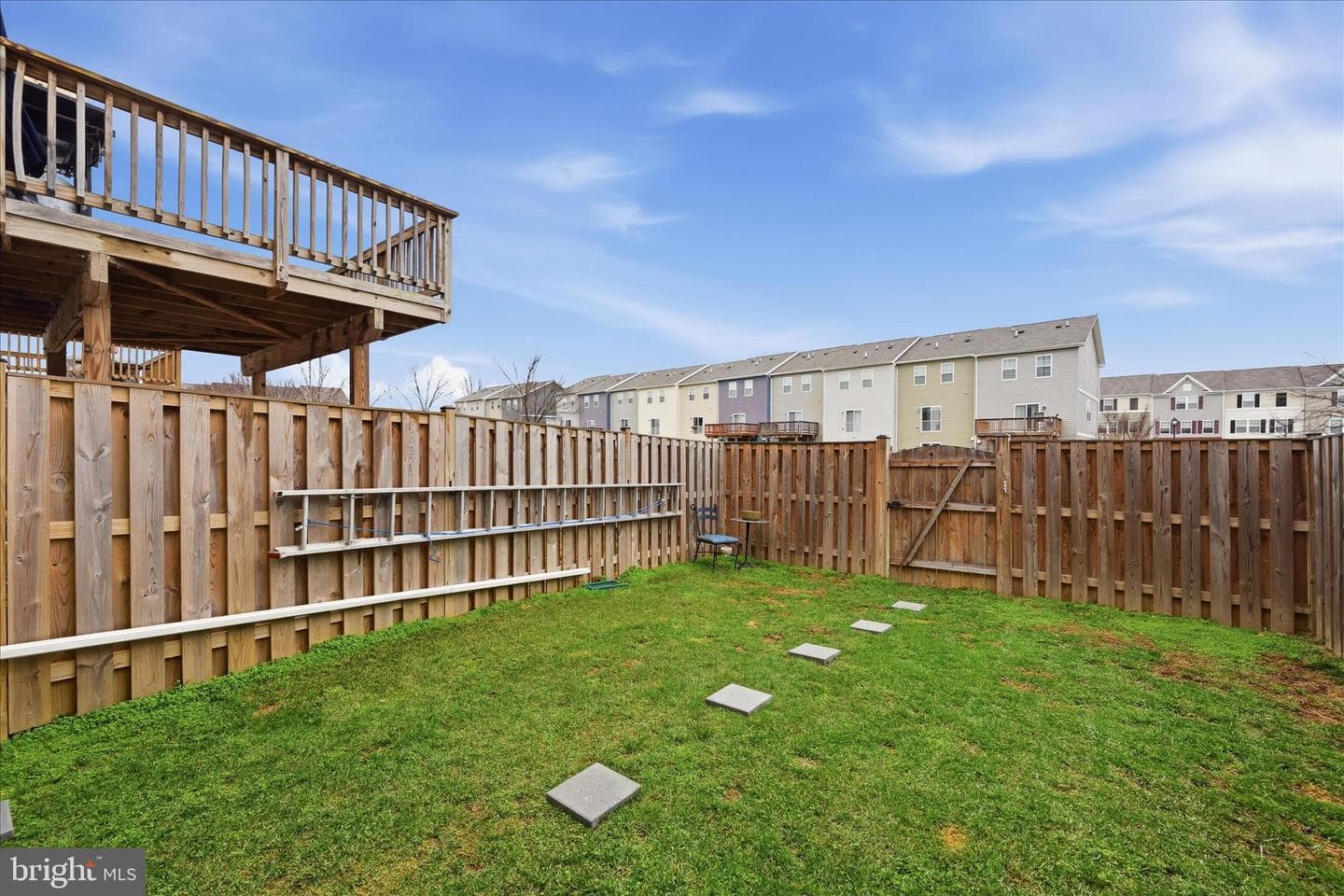 227 Magellan Drive photo 34