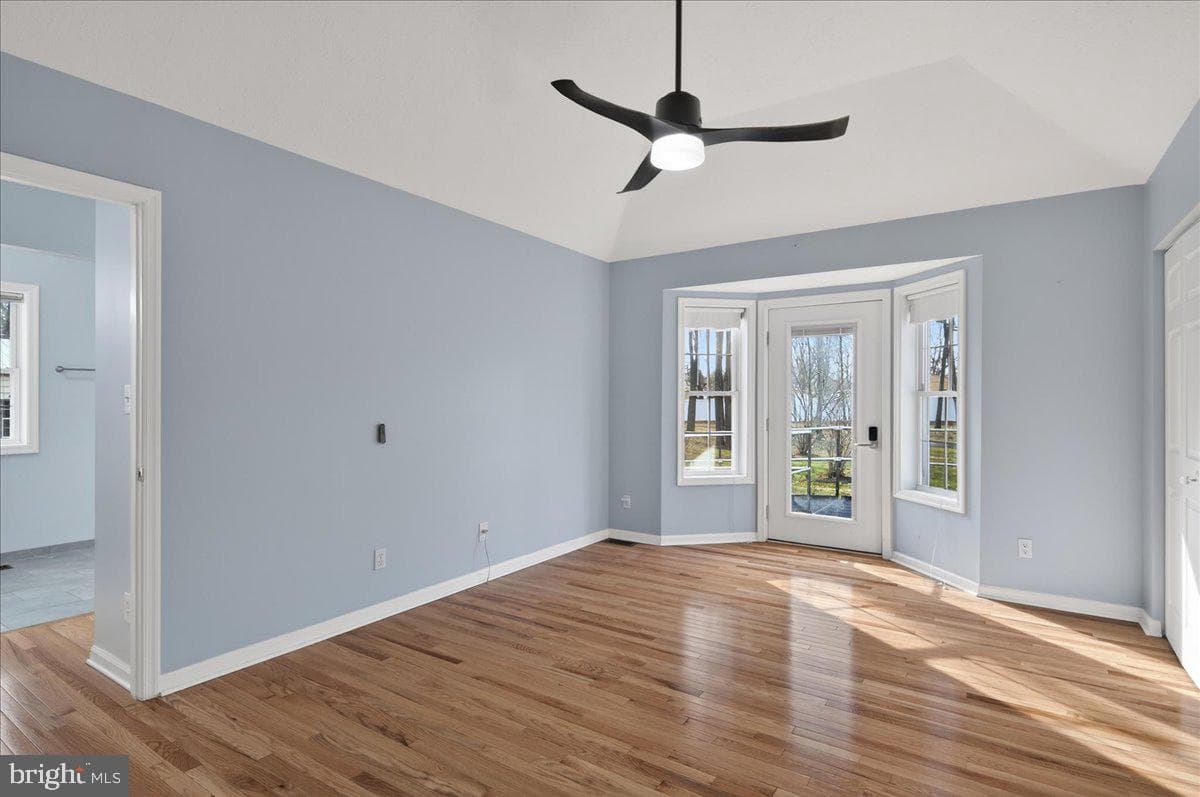 352 Doe Run Road photo 16