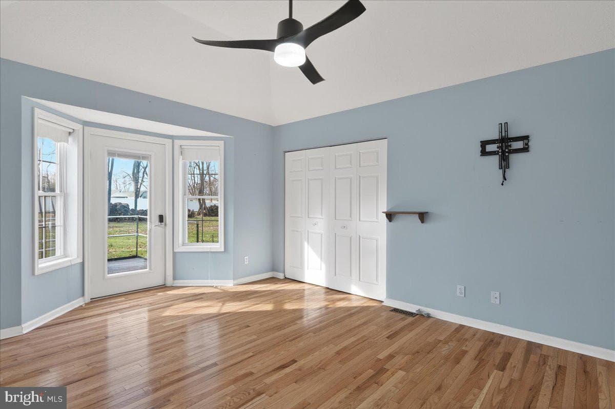 352 Doe Run Road photo 17