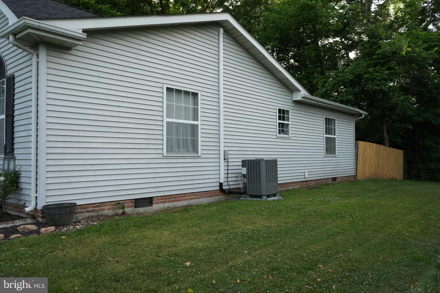 184 Dexter Drive photo 8