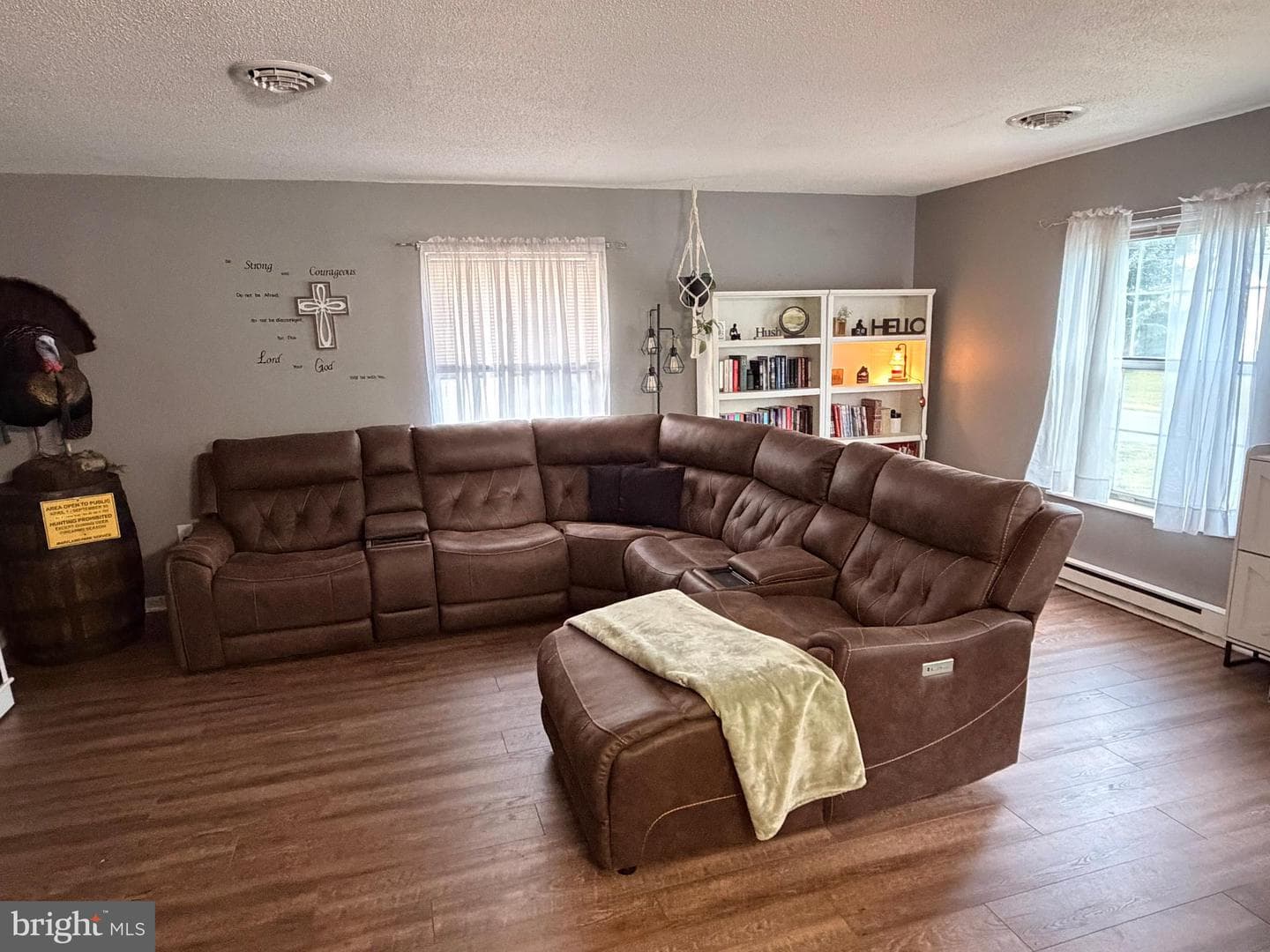 184 Dexter Drive photo 9