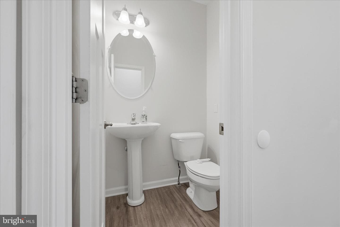 259 Twickenham Drive photo 20