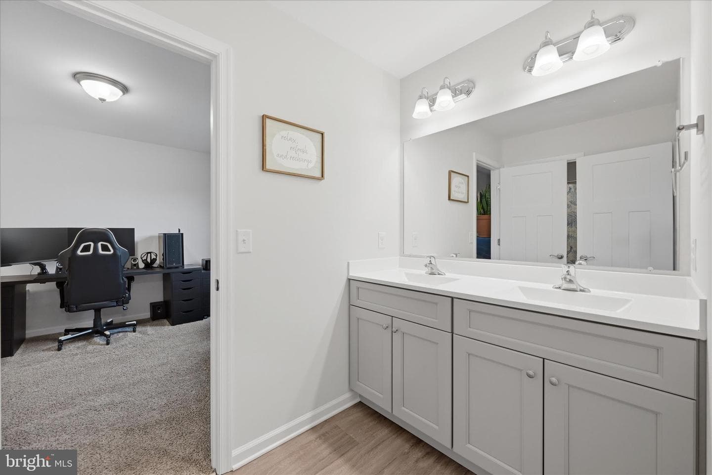 259 Twickenham Drive photo 30