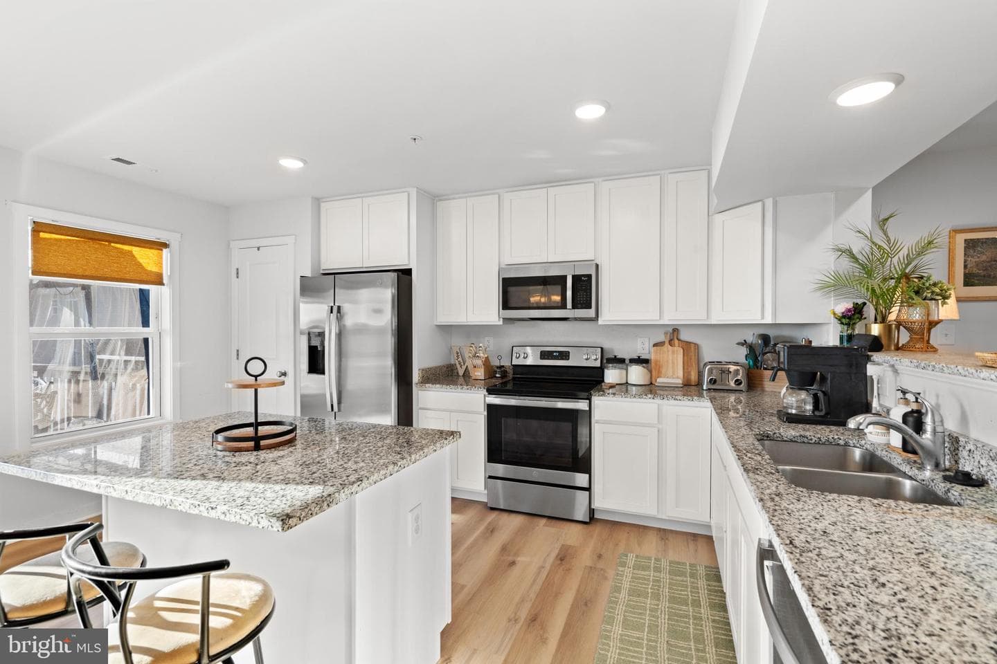 66 Olga Drive photo 9
