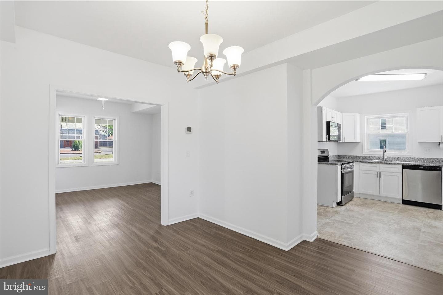 3552 Winchester Avenue photo 12