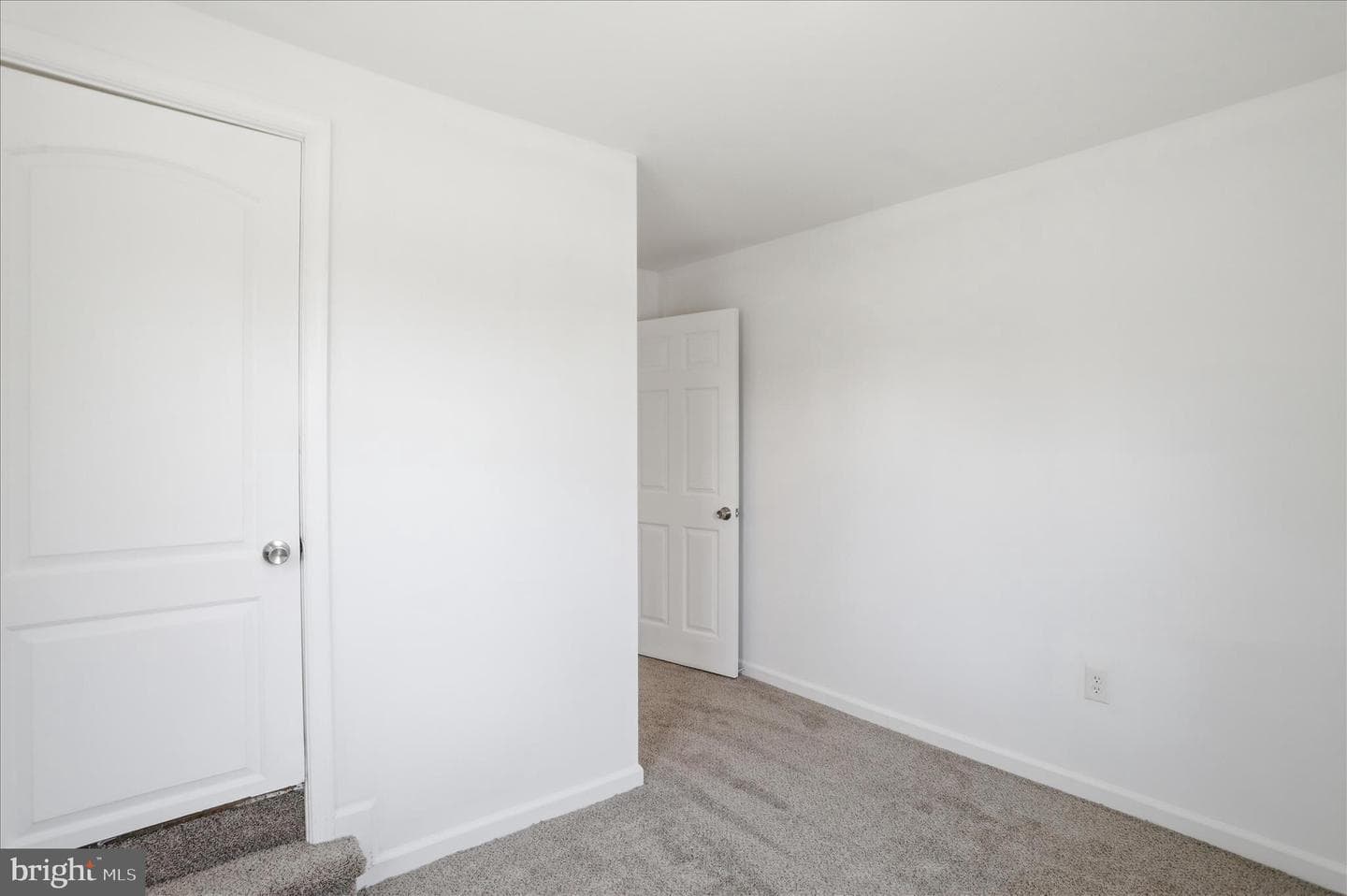 3552 Winchester Avenue photo 25