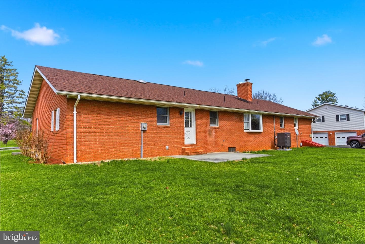 757 Montmorency Drive photo 38