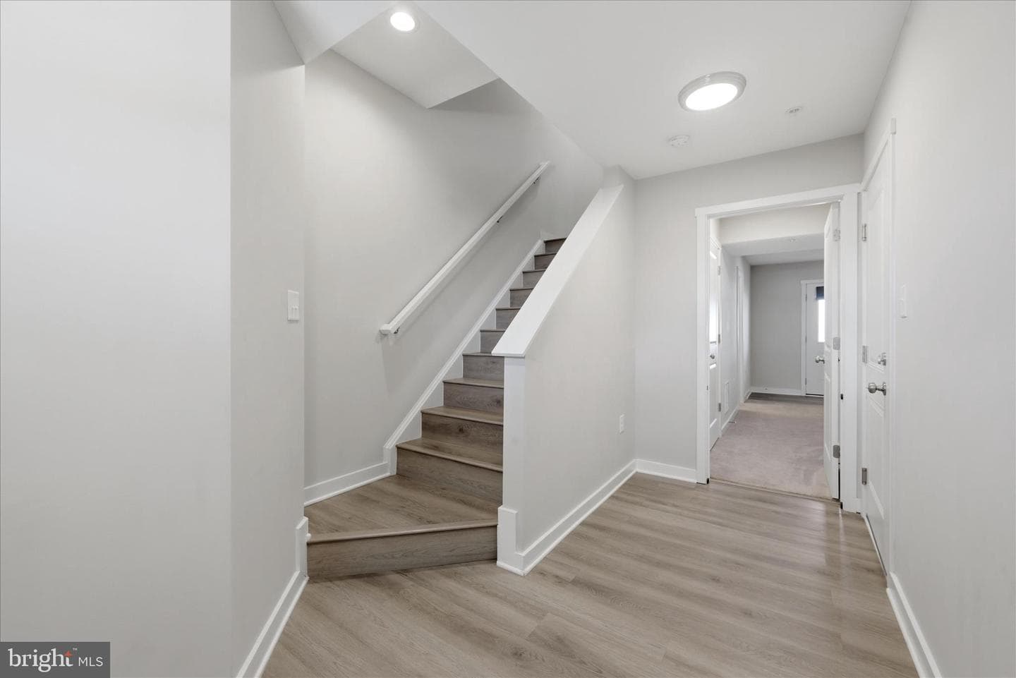 185 Carnes Way photo 10