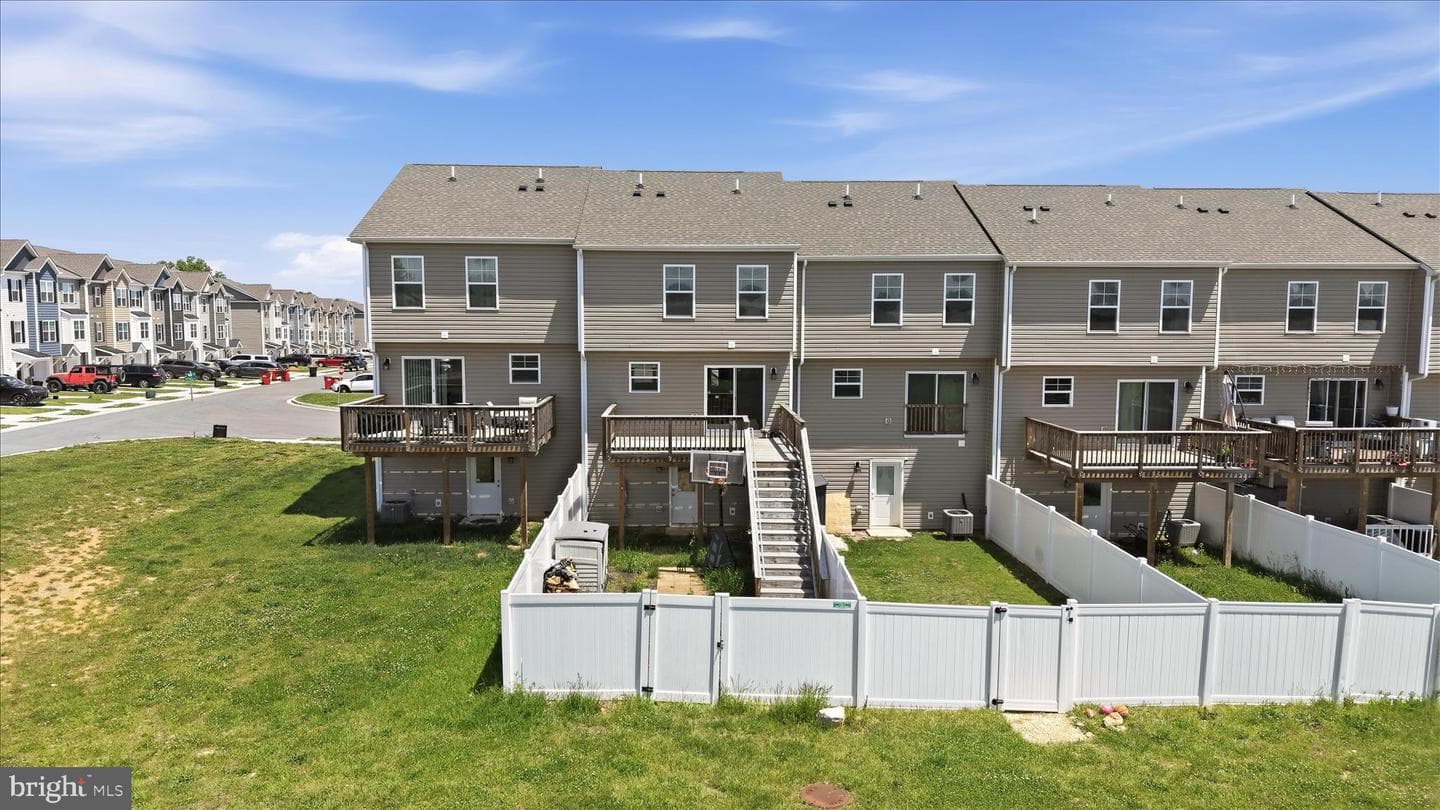 185 Carnes Way photo 40