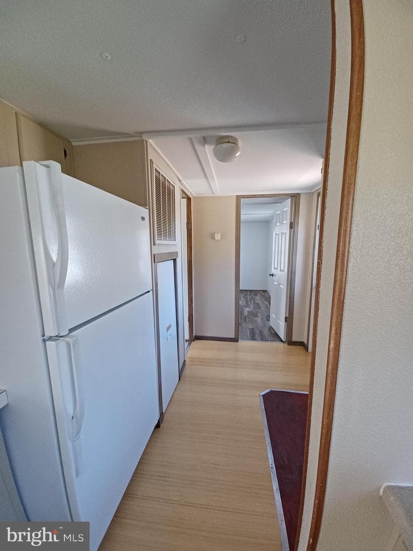 740 Emerson Drive photo 12