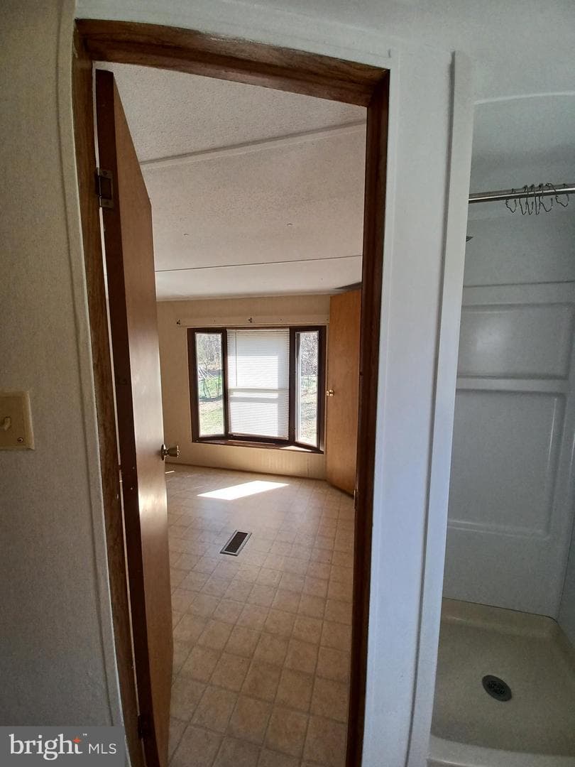 740 Emerson Drive photo 14