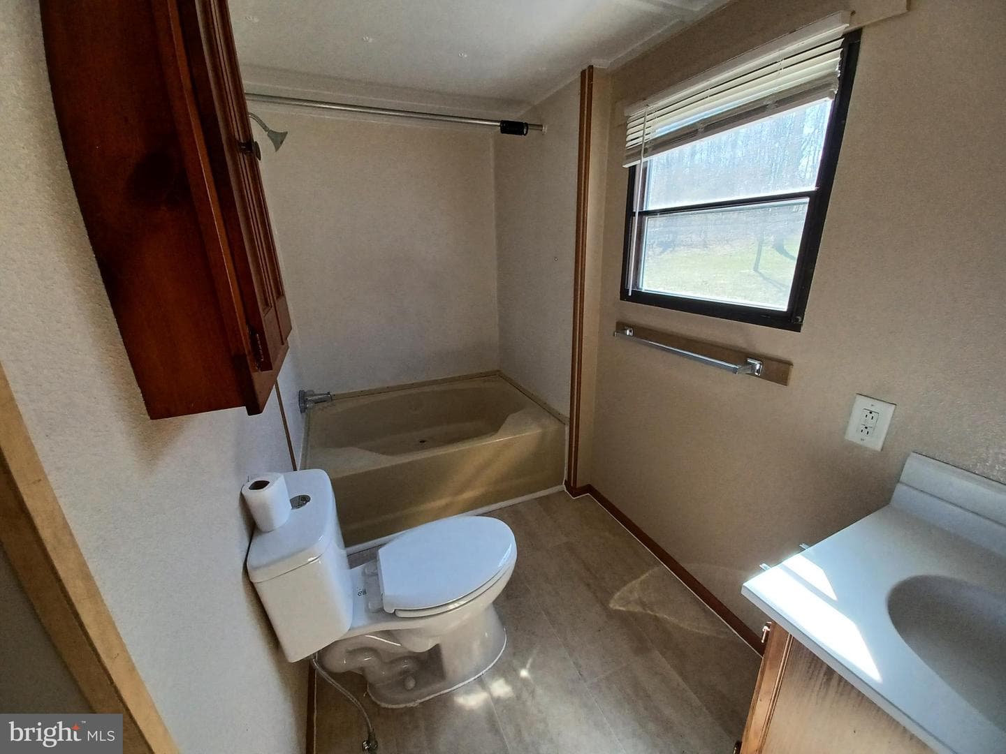 740 Emerson Drive photo 19