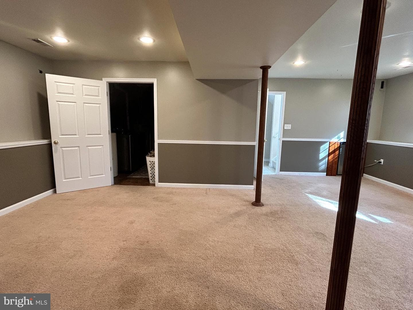 60 Wendover Drive photo 30