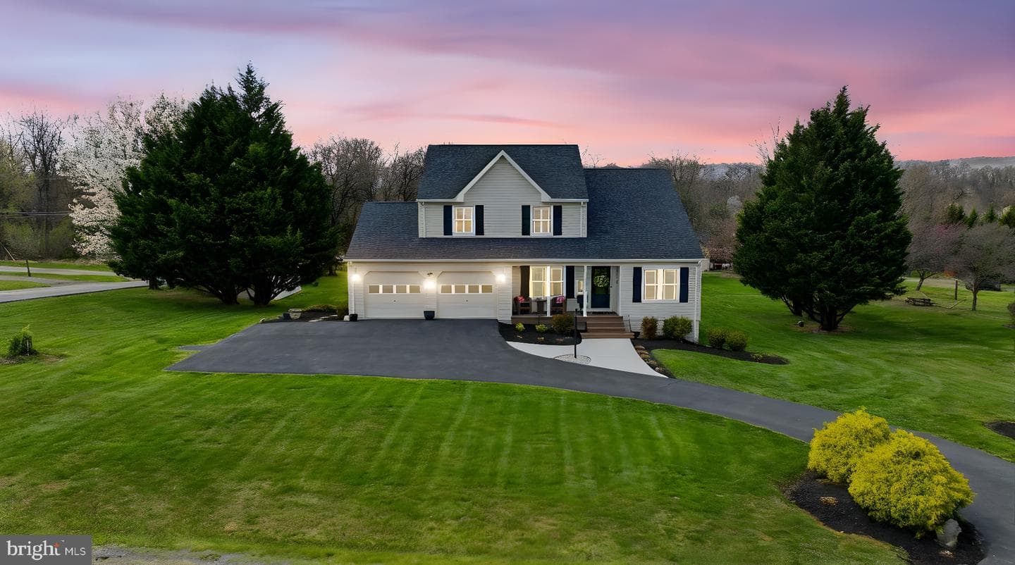 17 Renaissance Drive photo 81