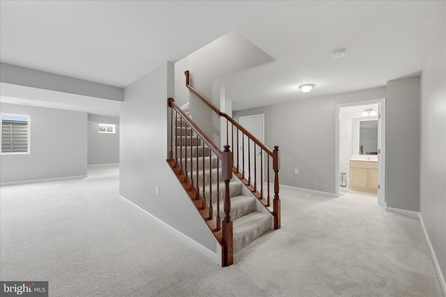 294 Ticonderoga Drive photo 43
