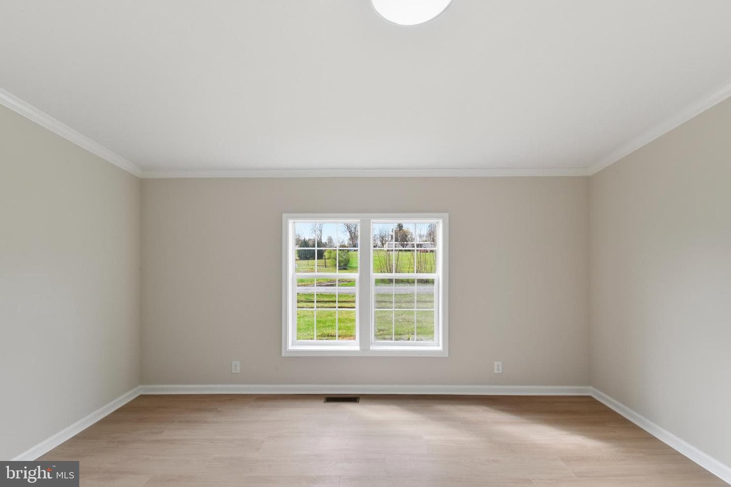 63 Snyders Lane photo 19