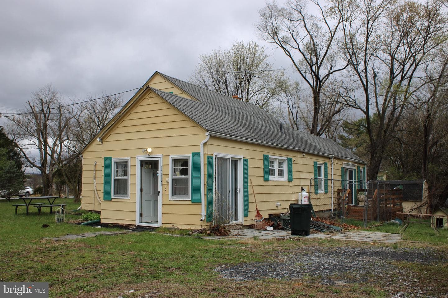 10123 Winchester Avenue photo 12