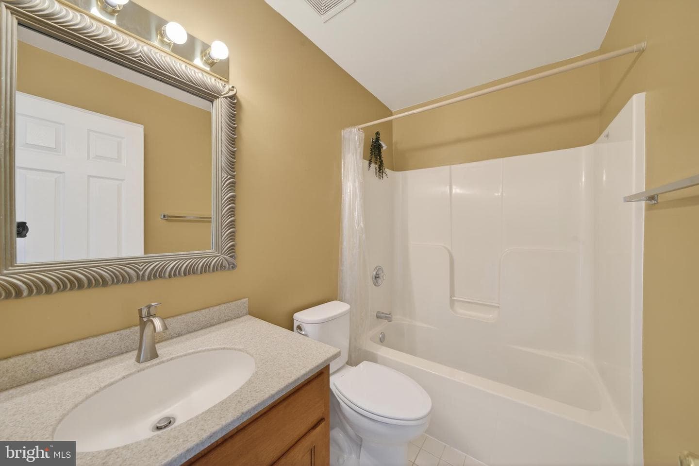 62 Niblick Court photo 28